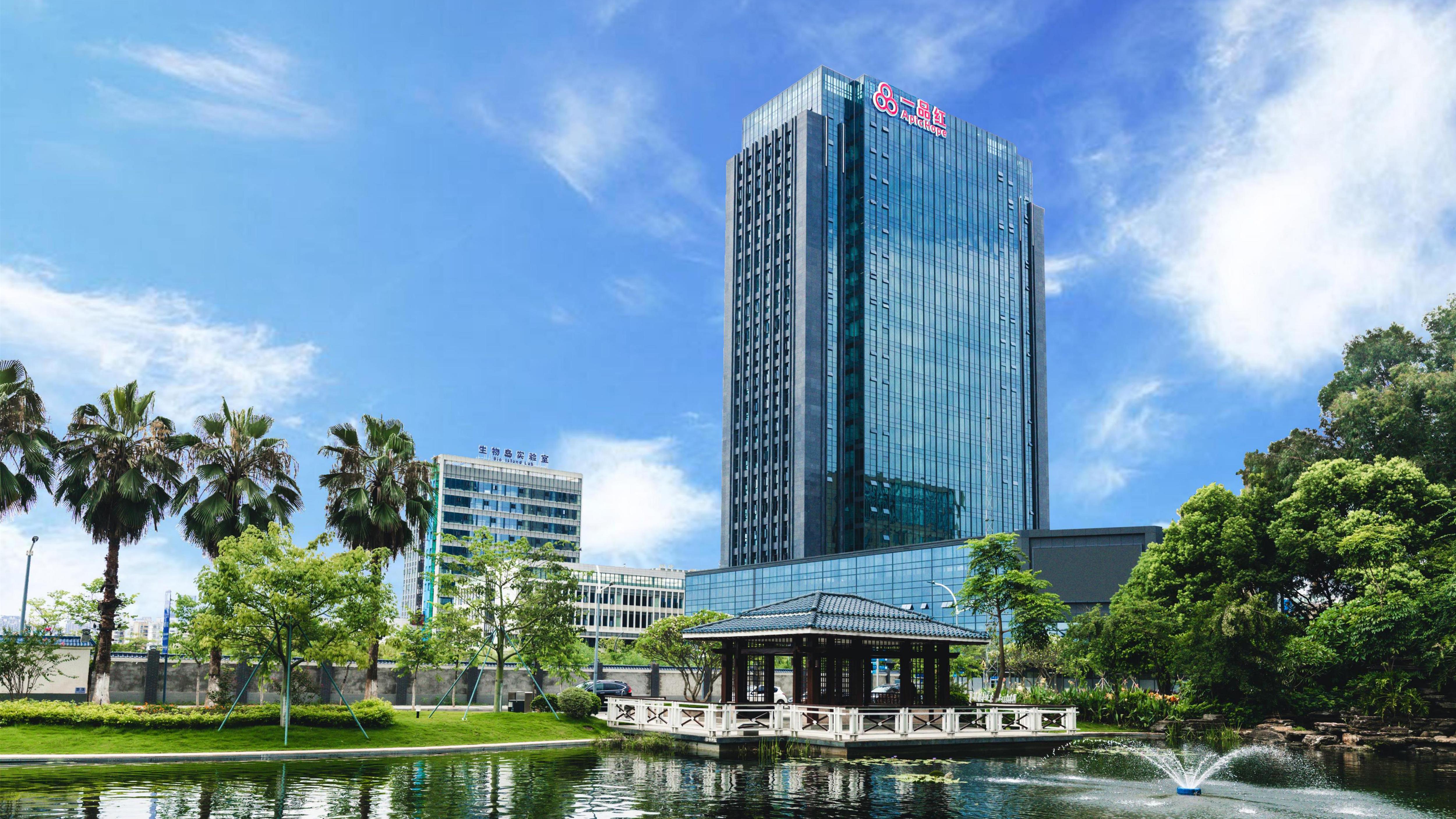 resize,m_fill,h_272,w_448,limit_0